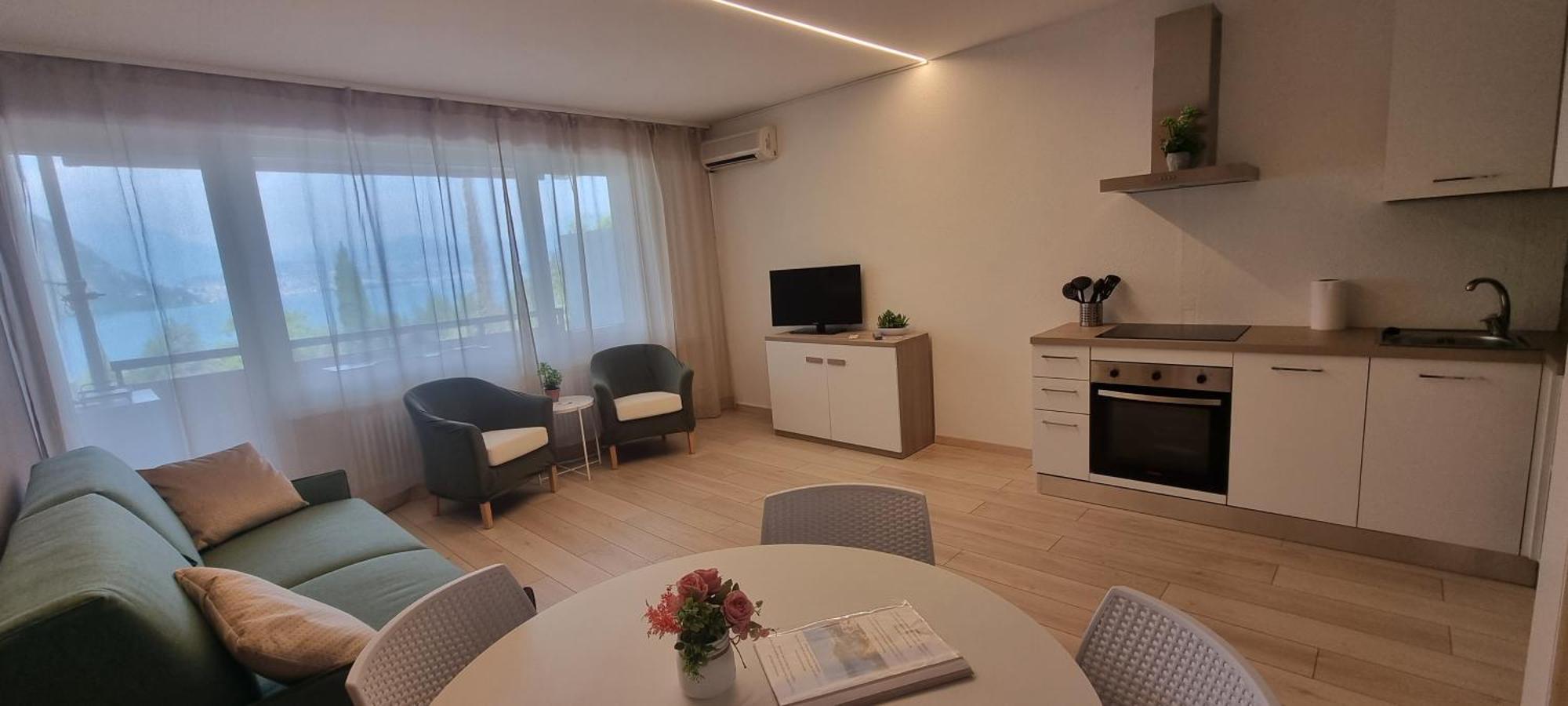Bianca Apartment Bissone Luaran gambar