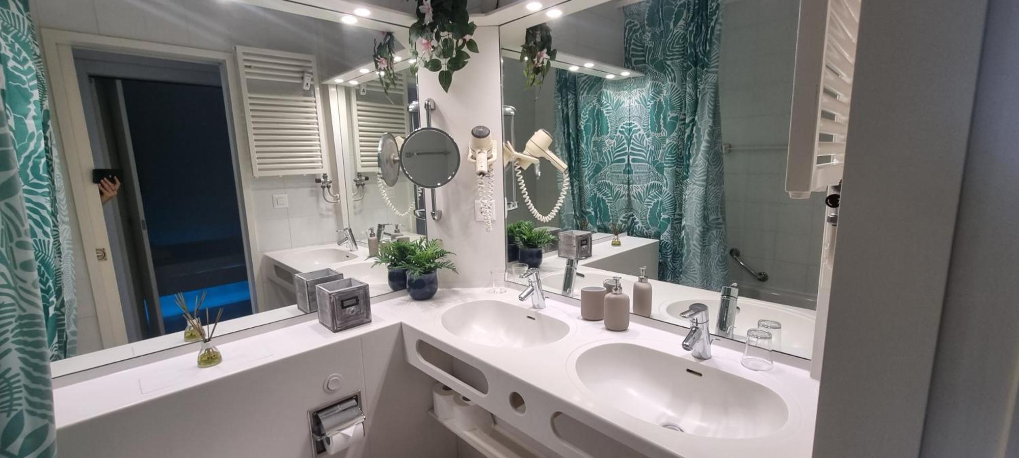 Bianca Apartment Bissone Luaran gambar